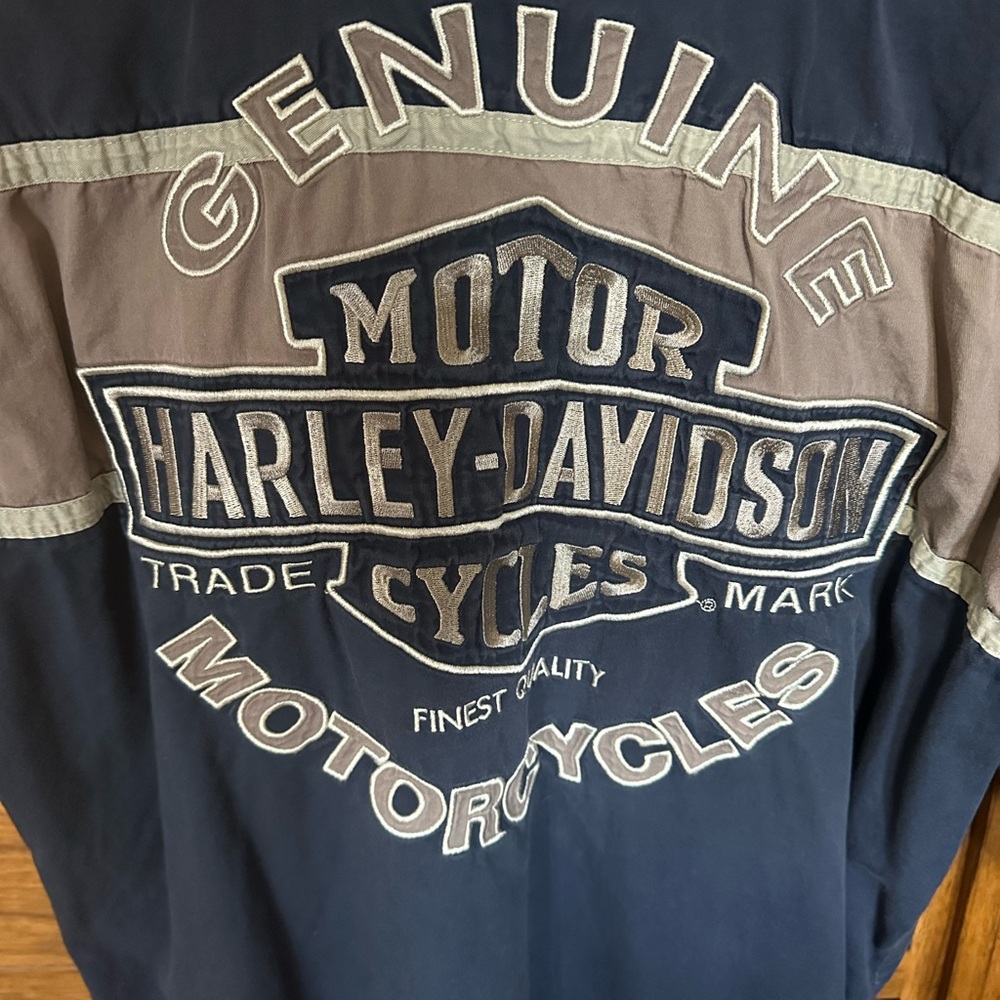 Harley-Davidson Navy and Gray Short Sleeve Button-Up Shirt - Picture 6 of 6
